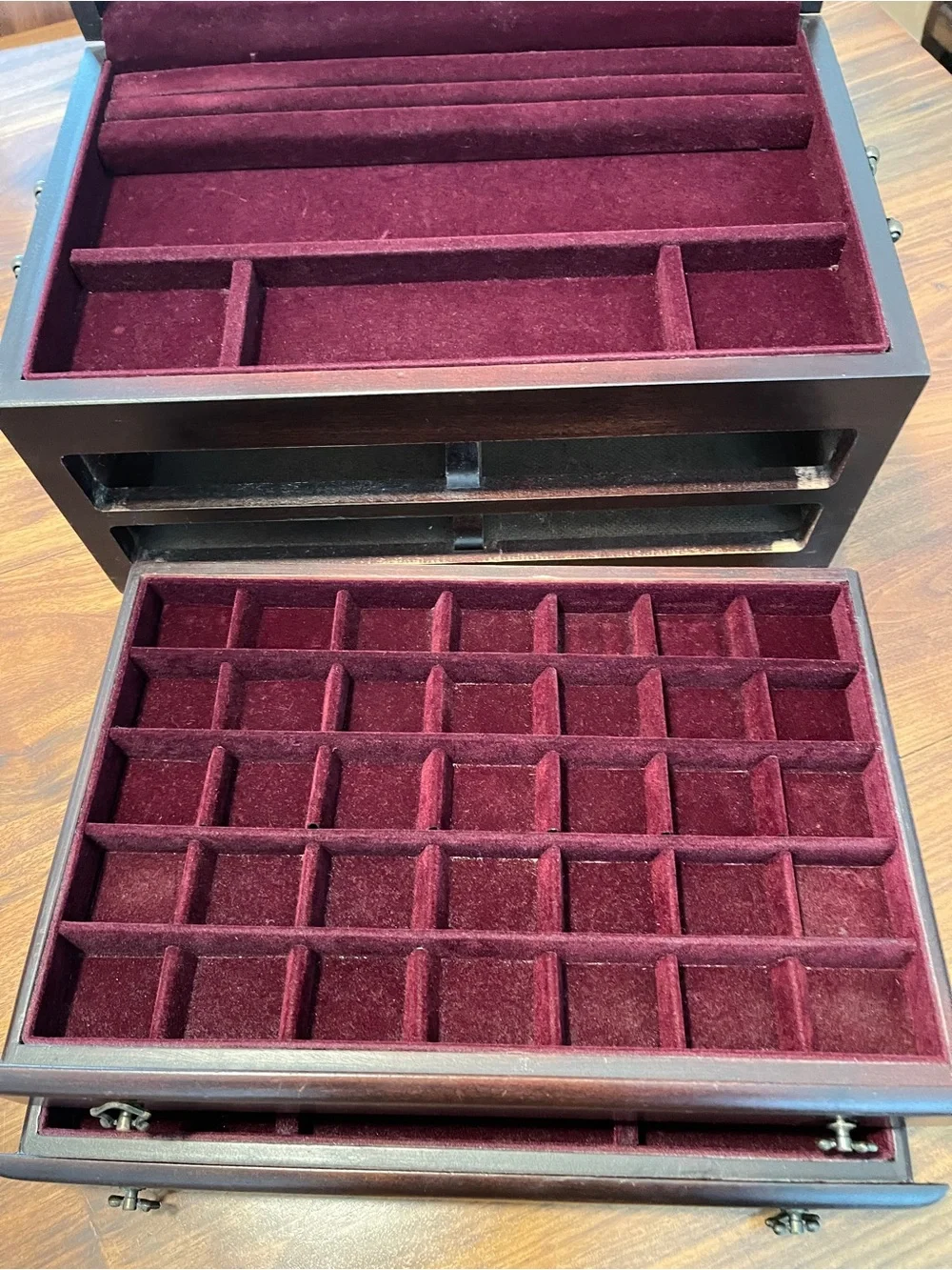 Vintage Reed & Barton Eureka Wooden Jewelry Box Burgundy Lining 15x10x7in.
